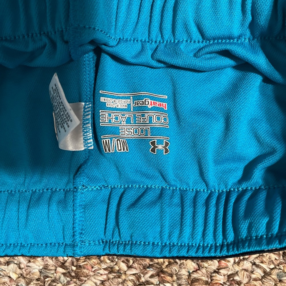 Under Armor Shorts - Picture 2 of 2